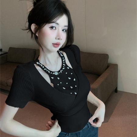 BY15686# 夏季V领拼接重工烫钻纯御风修身收腰性感打底设计感针织T恤  服裝批發女裝批發服飾貨源