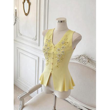 BY15798# 重工钉珠v领针织背心女设计感别致开衫辣妹无袖上衣  服裝批發女裝批發服飾貨源