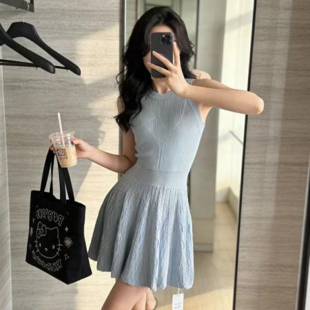 BY15839# 纯白之恋挂脖针织连衣裙女春夏气质高级感修身收腰裙子  服裝批發女裝批發服飾貨源