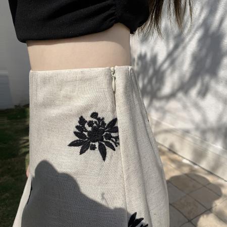 BY15844# 亚麻刺绣蕾丝拼接半身裙女夏新款a字中长款设计感裙子  服裝批發女裝批發服飾貨源