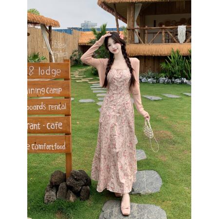 BY15852# 大码女装特调粉显白碎花连衣裙法式复古收腰吊带连衣裙套装  服裝批發女裝批發服飾貨源