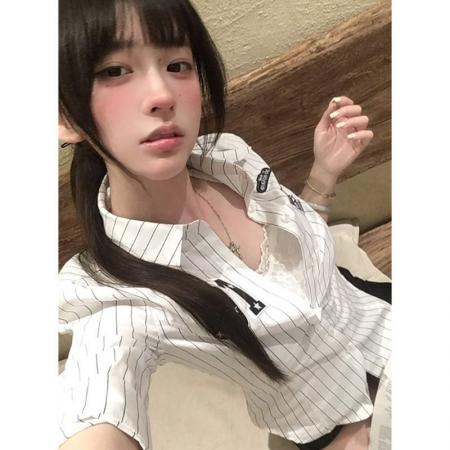 BY15868# 复古黑白条纹长袖球服短款衬衫女夏季收腰修身打底上衣  服裝批發女裝批發服飾貨源