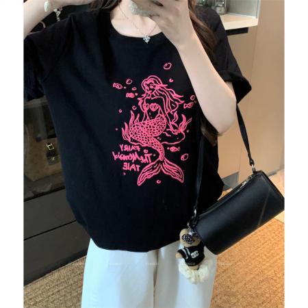 BY15888# 宽松版大码夏季胖mm正肩纯棉短袖美人鱼印花宽松T恤上衣女 服裝批發女裝批發服飾貨源