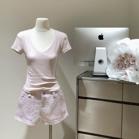 BY15949# 蘑糯糯同款粉色花色短裤女休闲设计感清新碎花热裤 服裝批發女裝批發服飾貨源