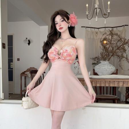 立体花朵吊带连衣裙女收腰显瘦甜美公主裙约会派对短款蓬蓬裙 服裝批發女裝批發服飾貨源