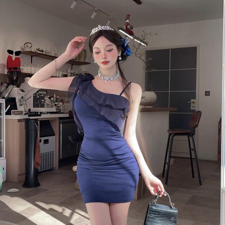 法式复古单肩荷叶边连衣裙女修身显瘦气质名媛包臀小礼裙 服裝批發女裝批發服飾貨源