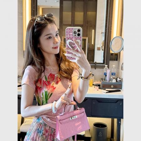 BY16140# 粉色郁金香印花短袖女正肩t恤超火减龄设计感夏天巨好看上衣 服裝批發女裝批發服飾貨源