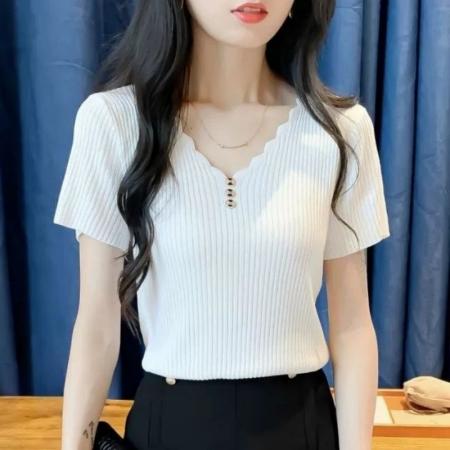 BY16282# 冰丝短袖t恤女装夏季新款修身短款韩版纽扣V领针织打底衫薄款上衣 服裝批發女裝批發服飾貨源