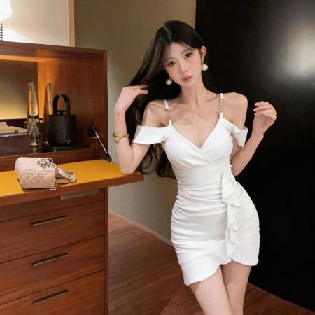 BY16304# 温柔风深V不规则荷叶边连衣裙女闺蜜聚会气质紧身包臀裙 服裝批發女裝批發服飾貨源