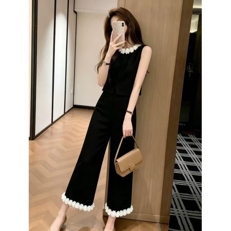 BY16313# 夏季超火减龄穿搭一整套轻熟小众不撞款黑色花朵裤子两件套装 服裝批發女裝批發服飾貨源