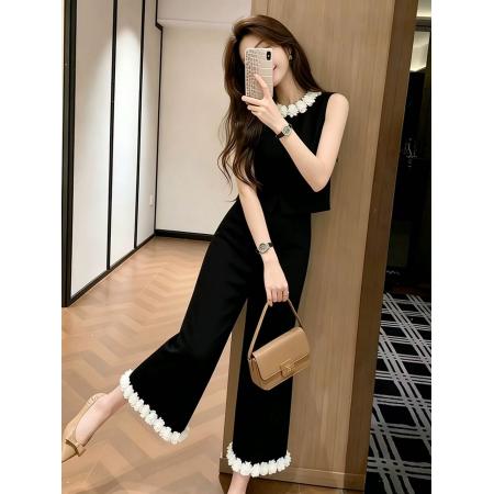 BY16313# 夏季超火减龄穿搭一整套轻熟小众不撞款黑色花朵裤子两件套装 服裝批發女裝批發服飾貨源