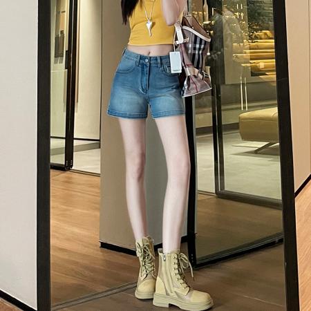 BY16322# 夏季新款个性刺绣设计感牛仔短裤女百搭显瘦a字弹力热裤 服裝批發女裝批發服飾貨源