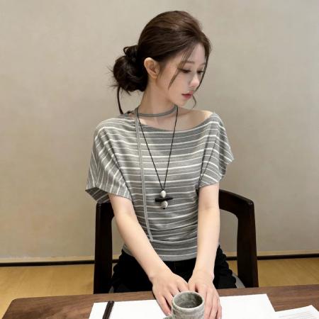 BY16325# 夏季美式复古辣妹挂脖性感斜肩露肩设计感小众短袖t恤女独特上衣 服裝批發女裝批發服飾貨源