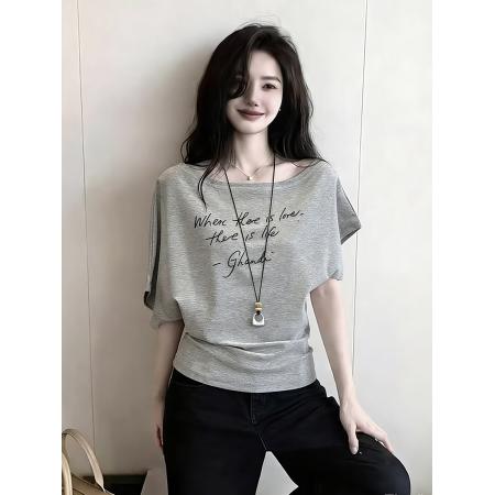 BY16328# 韩系设计感一字肩字母印花短袖t恤女夏季新款收腰不对称上衣 服裝批發女裝批發服飾貨源