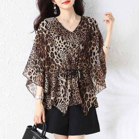 BY16340# 夏季新款大码女装时候气质V领豹纹蝙蝠衫上衣宽松雪纺衫 服裝批發女裝批發服飾貨源