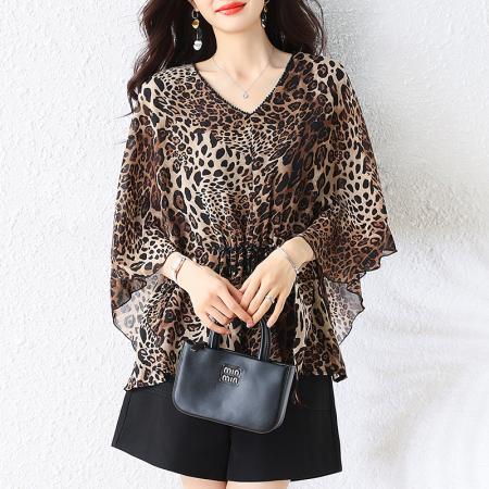 BY16340# 夏季新款大码女装时候气质V领豹纹蝙蝠衫上衣宽松雪纺衫 服裝批發女裝批發服飾貨源