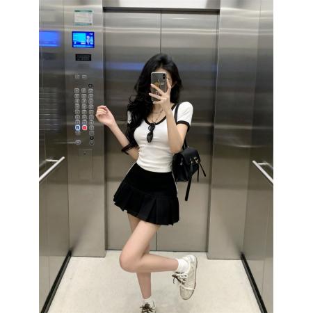 BY16413# 基础减龄撞色V领短袖T恤女+学院风韩系a字短裙两件套装女  服裝批發女裝批發服飾貨源