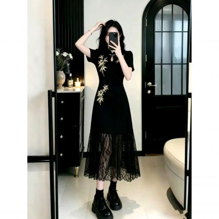 BY16449# 大码女装胖MM复古重工绣花拼接蕾丝裙摆显瘦长款连衣裙  服裝批發女裝批發服飾貨源