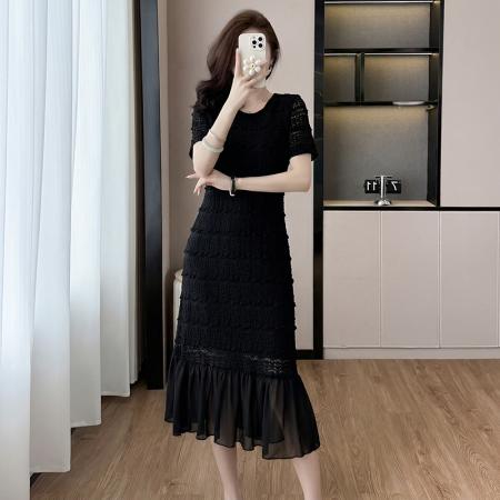 BY16482# 大码法式轻奢蕾丝镂空遮肉长裙胖mm夏季气质减龄显瘦肌理感连衣裙  服裝批發女裝批發服飾貨源