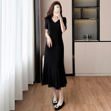 岚天鹅26春夏显瘦气质黑色收腰长裙V领优雅桑蚕丝连衣裙  服裝批發女裝批發服飾貨源