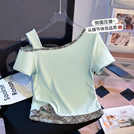BY16513# 新款甜美斜肩温柔风短袖T恤格子拼色网红显瘦上衣  服裝批發女裝批發服飾貨源
