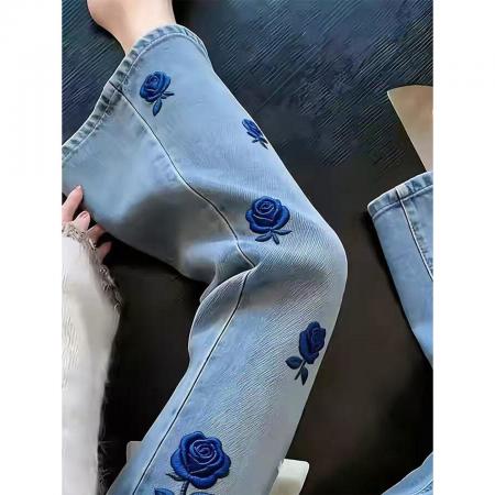 BY16526# 高腰时尚百搭长裤蓝色玫瑰刺绣牛仔裤女流行新款轻奢百搭直筒裤子  服裝批發女裝批發服飾貨源