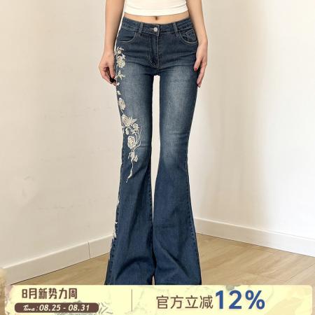 BY16541# 中古风玫瑰刺绣蓝色牛仔裤修身显瘦喇叭裤女  服裝批發女裝批發服飾貨源