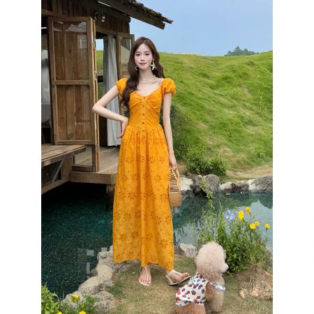 夏季新款法式优雅V领刺绣镂空裙子短袖连衣裙女  服裝批發女裝批發服飾貨源