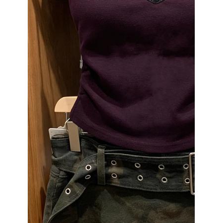 BY16578# 带胸垫V领蕾丝吊带女紧身显瘦辣妹风内搭设计感外穿短款上衣潮  服裝批發女裝批發服飾貨源