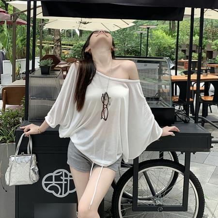 BY16579# 原版天丝羊绒蕾丝短袖T恤夏季空调防晒罩衫宽松蝙蝠袖  服裝批發女裝批發服飾貨源