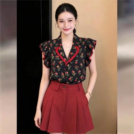 BY16598# 法式复古玫瑰印花西装领设计感飞飞袖衬衫女夏凉感上衣  服裝批發女裝批發服飾貨源