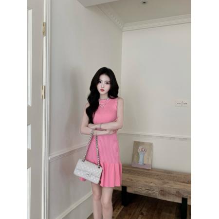 高级感小香风无袖针织a字裙纯欲气质松紧腰遮肚显瘦连衣裙女  服裝批發女裝批發服飾貨源