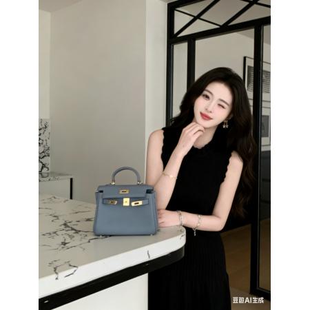 BY16603# 高级感小香风无袖针织a字裙纯欲气质松紧腰遮肚显瘦连衣裙女  服裝批發女裝批發服飾貨源