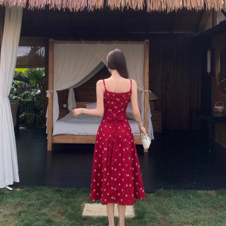 加州盛夏法式复古吊带连衣裙女夏季新款印花蝴蝶结裙子  服裝批發女裝批發服飾貨源