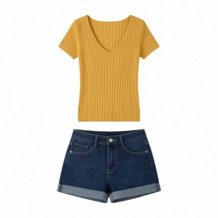 BY16650# 套装女夏季搭配一整套两件套黄色V领针织衫+镶钻牛仔短裤