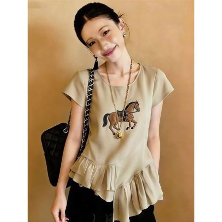 BY16680# 大码不规则设计简约卡其色上衣女夏季新款轻奢百搭小众衬衣