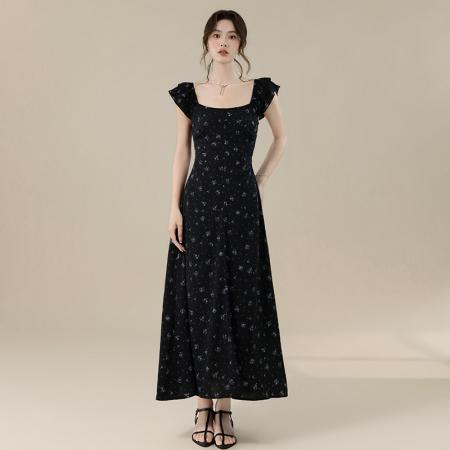 BY16694# 爆款延续法式甜美气质度假风碎花露背设计感连衣裙