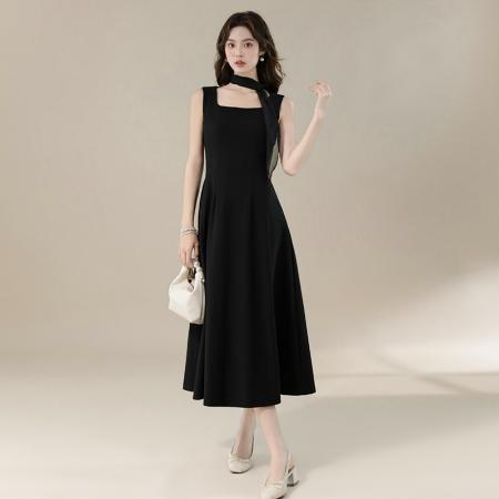 BY16696# 夏季新款法式优雅方领简约飘带设计感收腰显瘦长款小黑裙