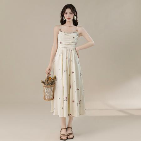 BY16698# 南法假日田园风法式甜美小清新刺绣碎花吊带长款连衣裙