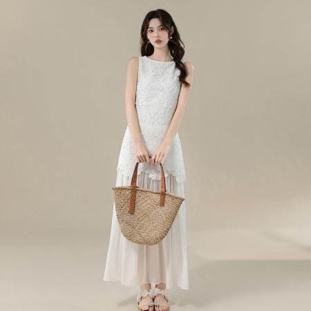 BY16702# 夏新款法式浪漫氛围感立体重工水溶花拼接雪纺下摆连衣裙