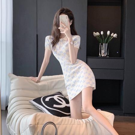 BY16716# 法式针织连衣裙女新款夏季时尚气质休闲修身显瘦polo领连衣裙