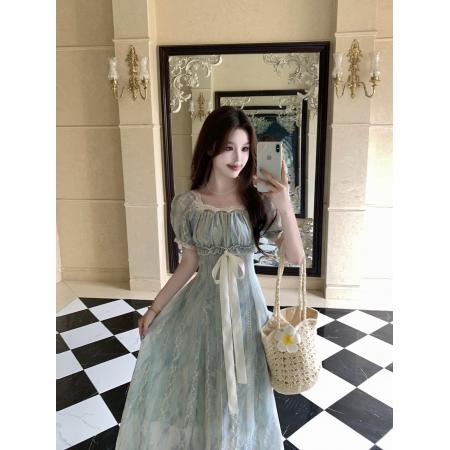 BY16719# 微胖甜美少女特调肌理感刺绣重工收腰正肩连衣裙