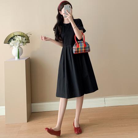 夏季新款赫本风黑色连衣裙韩版宽松大码显瘦A字裙
