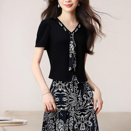 夏季新款纯棉上衣女气质收腰显瘦洋气高腰时尚显瘦T恤女套装