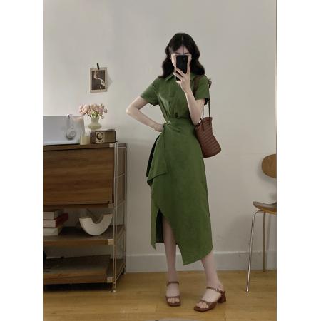 大码女装夏新款绿野风声法式V领遮肚收腰显白气质连衣裙