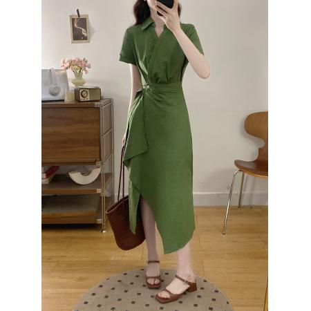 大码女装夏新款绿野风声法式V领遮肚收腰显白气质连衣裙