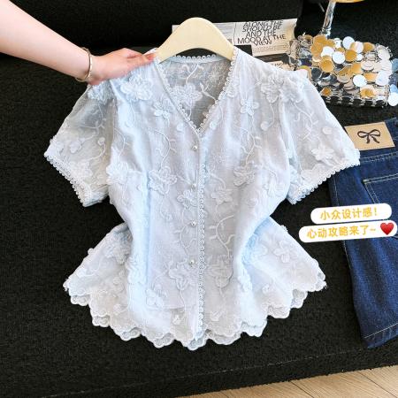 BY16838# 法式蕾丝镂空刺绣V领短袖衬衫女夏新款洋气减龄显瘦小衫上衣