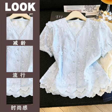BY16838# 法式蕾丝镂空刺绣V领短袖衬衫女夏新款洋气减龄显瘦小衫上衣