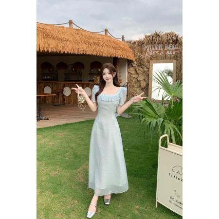 大码法式温柔风复古波点方领荷叶边短袖连衣裙收腰显瘦长裙