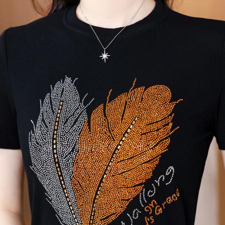 BY16982# 夏季新款时尚大码女装烫钻双色羽毛洋气圆领短袖高弹棉T  服裝批發女裝批發服飾貨源